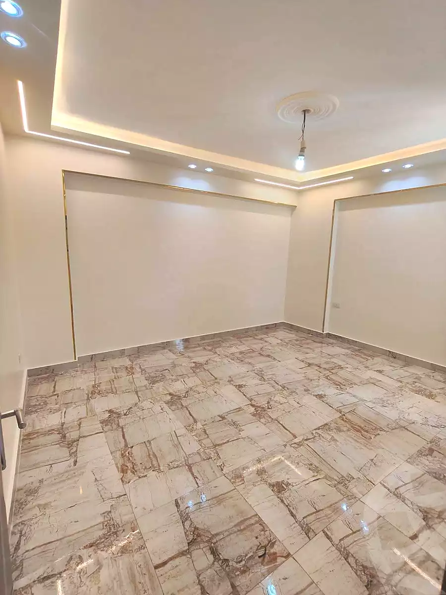 https://aqarmap.com.eg/ar/listing/7142170-for-sale-alexandria-sydy-bshr-sydy-bshr-bhry-khalil-hamada-st