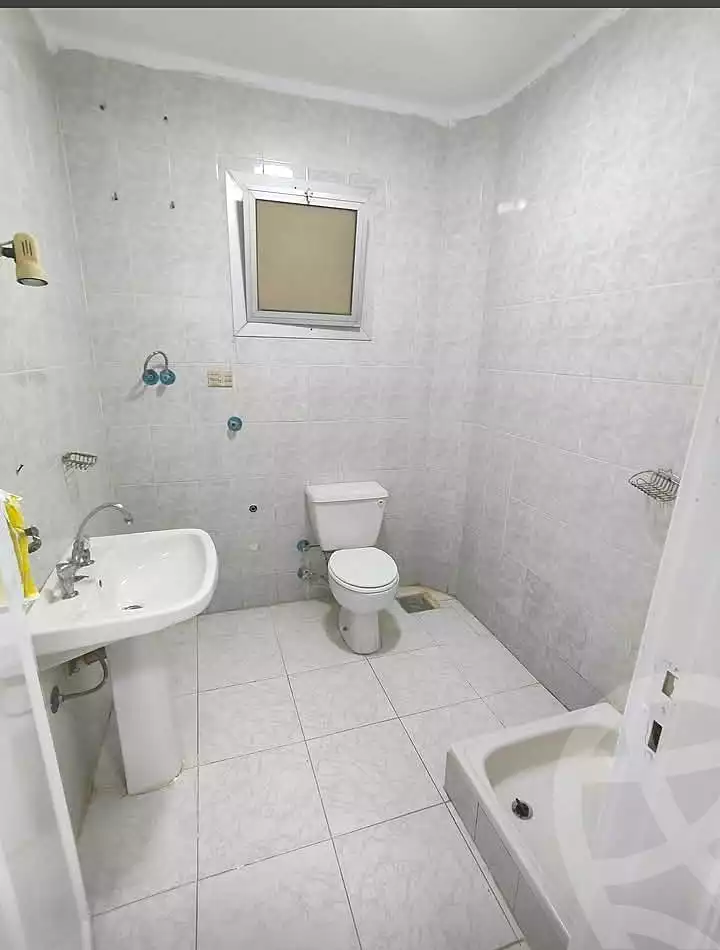 https://aqarmap.com.eg/ar/listing/7142181-for-sale-alexandria-al-agamy-shataa-el-nakheel