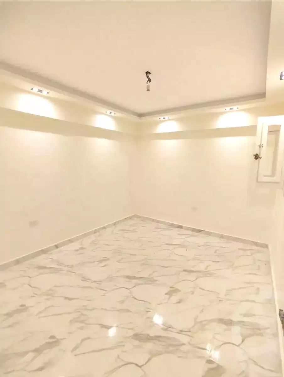 https://aqarmap.com.eg/ar/listing/7142257-for-sale-alexandria-lsywf-el-falki