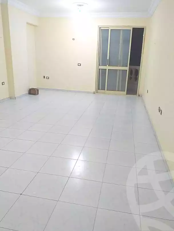 https://aqarmap.com.eg/ar/listing/7142339-for-sale-cairo-faisal-kafr-tohormos-queen-nazli-st