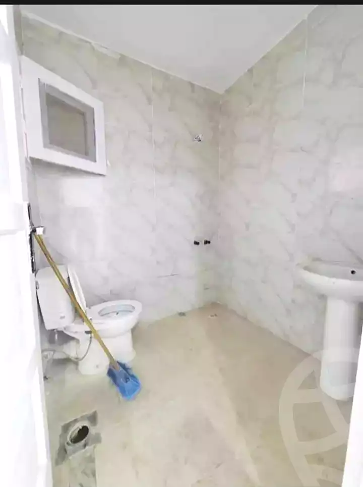 https://aqarmap.com.eg/ar/listing/7142408-for-sale-alexandria-al-agamy-shataa-el-nakheel