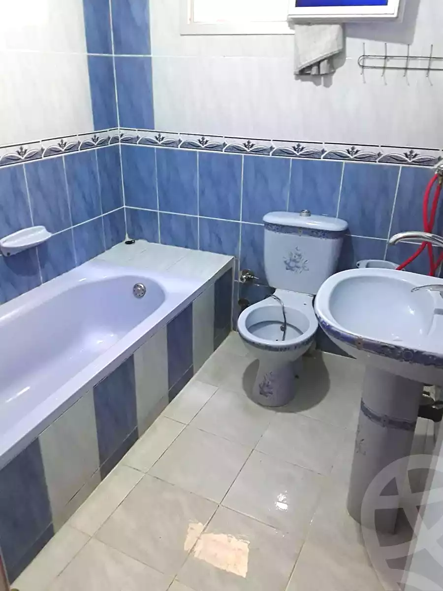 https://aqarmap.com.eg/ar/listing/7142577-for-sale-alexandria-alhadara-new-el-hadra-el-zahraa-st