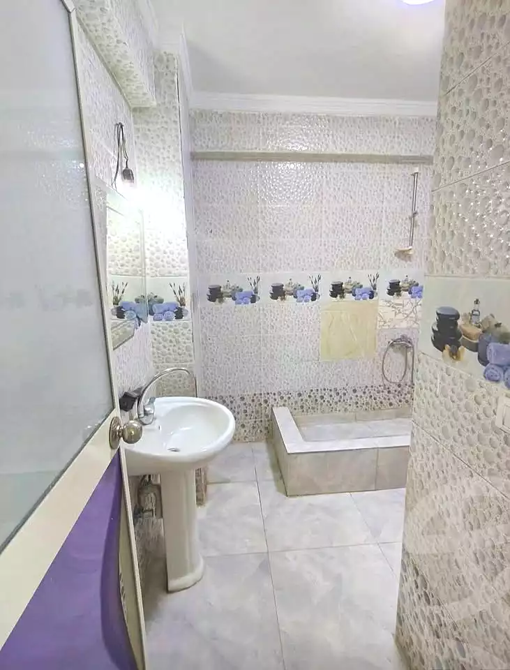 https://aqarmap.com.eg/ar/listing/7142740-for-sale-alexandria-el-asafra-l-sfr-bhry