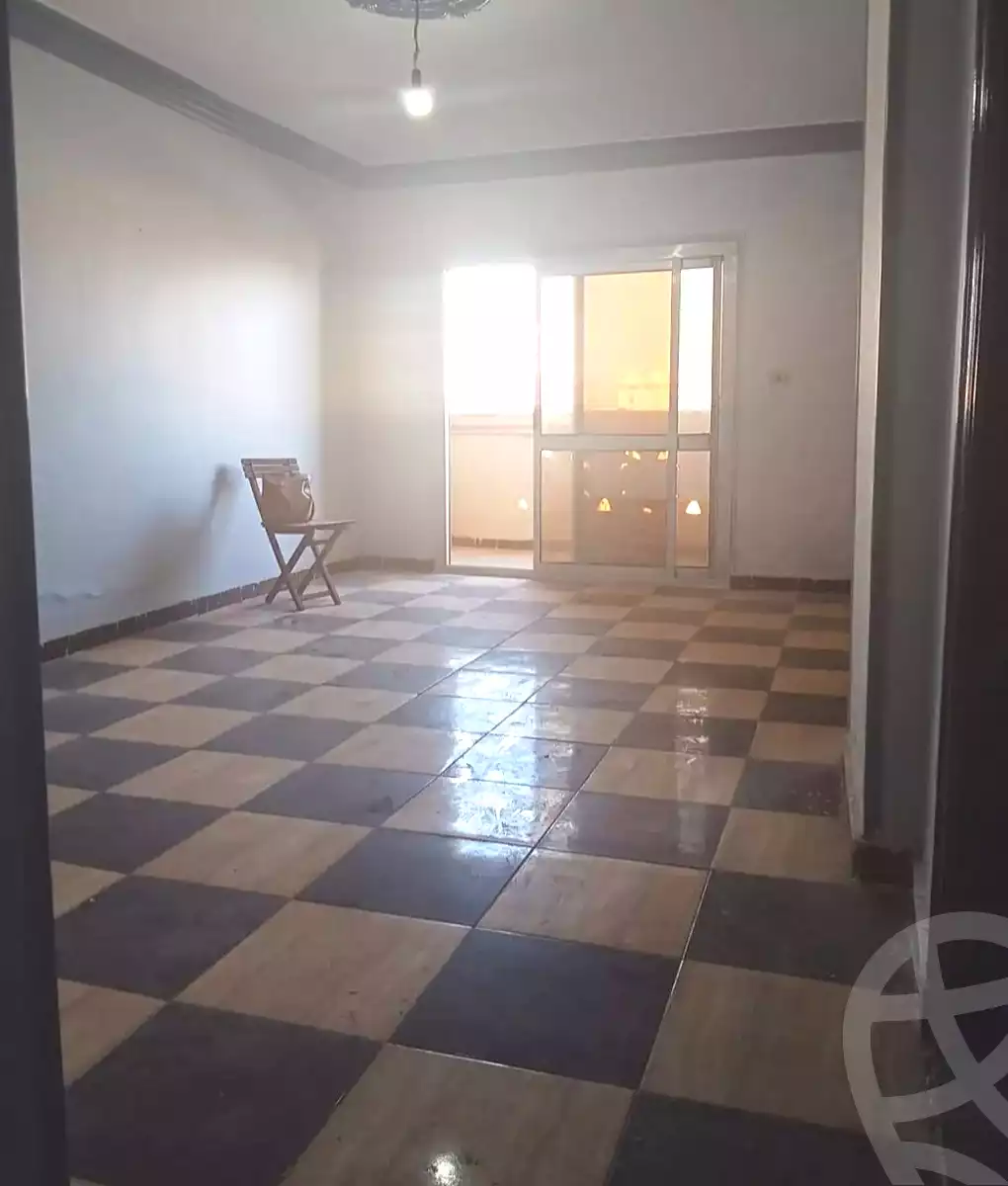 https://aqarmap.com.eg/ar/listing/7142970-for-sale-alexandria-al-agamy-lbytsh-bianchiii