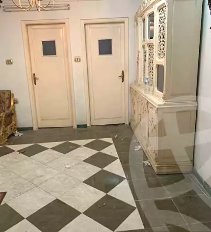 https://aqarmap.com.eg/ar/listing/7143028-for-sale-sharqia-zagazig-zagazig-city-markaz-farouk-st