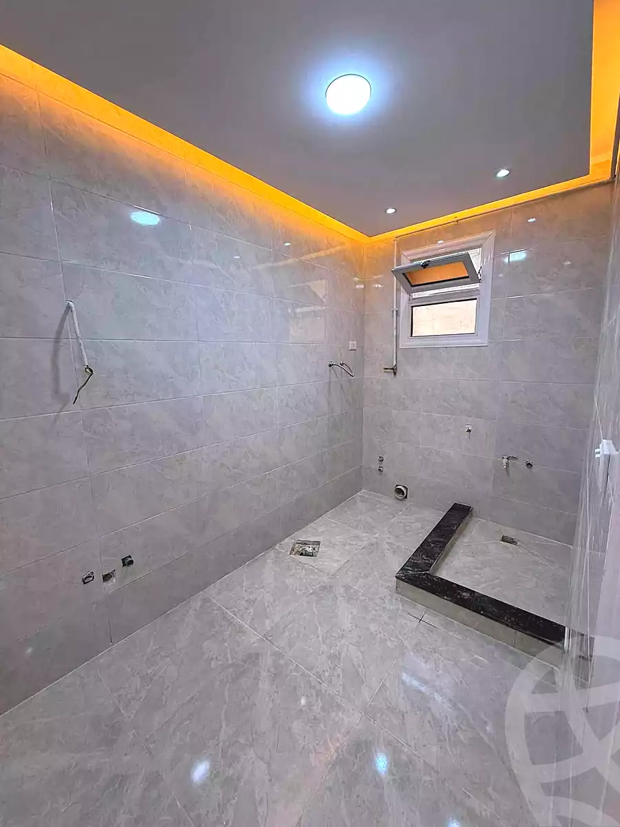 https://aqarmap.com.eg/ar/listing/7143669-for-sale-alexandria-el-asafra-shr-45