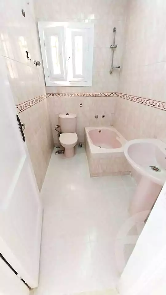 https://aqarmap.com.eg/ar/listing/7143698-for-sale-alexandria-al-agamy-shataa-el-nakheel