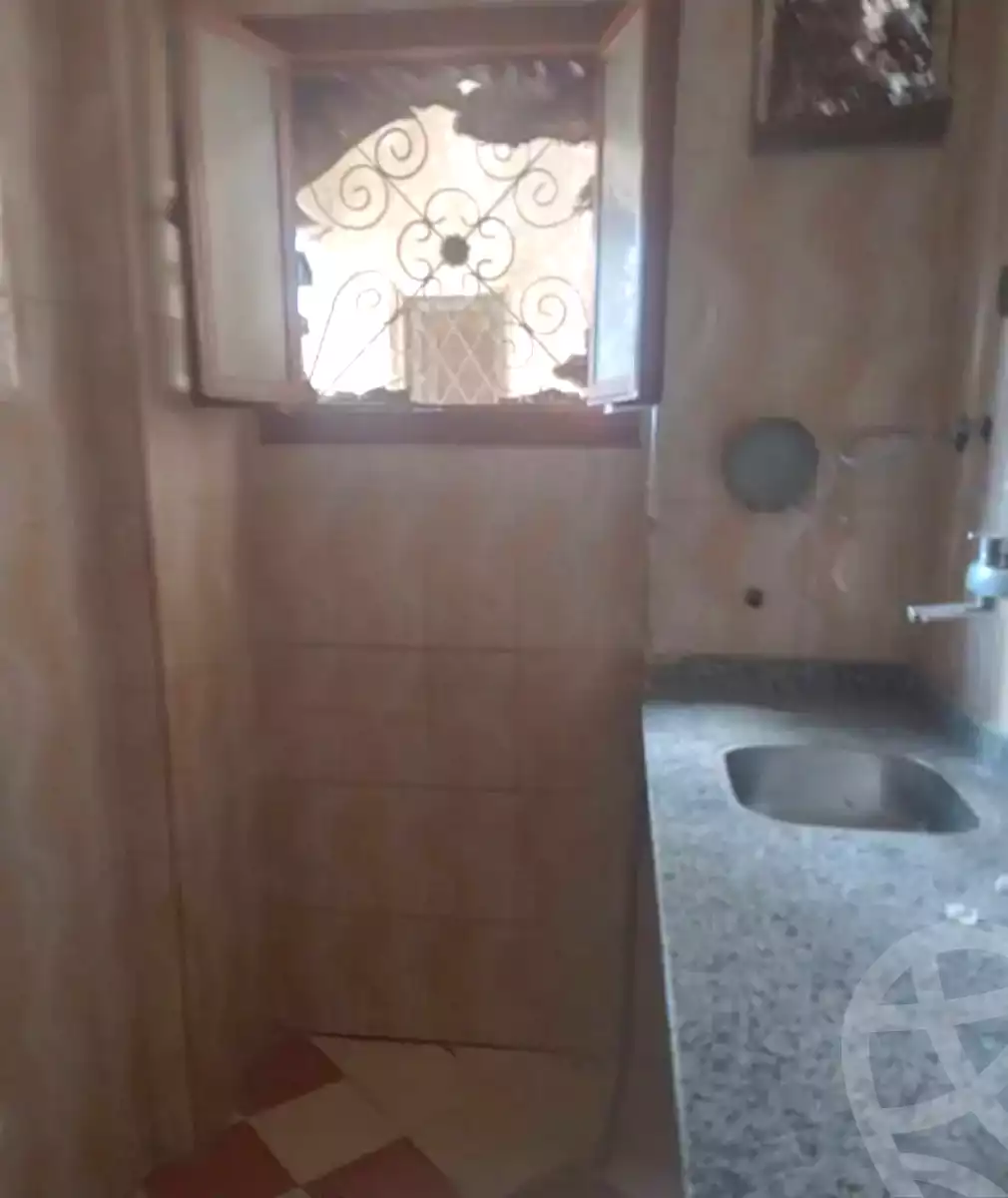 https://aqarmap.com.eg/ar/listing/7143820-for-sale-alexandria-al-agamy-el-hanouvel