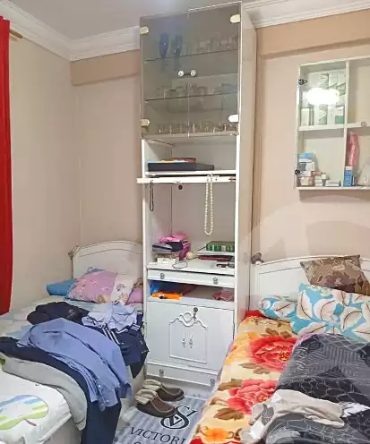 https://aqarmap.com.eg/ar/listing/7144062-for-sale-alexandria-sydy-bshr-shr-mlk-hfny