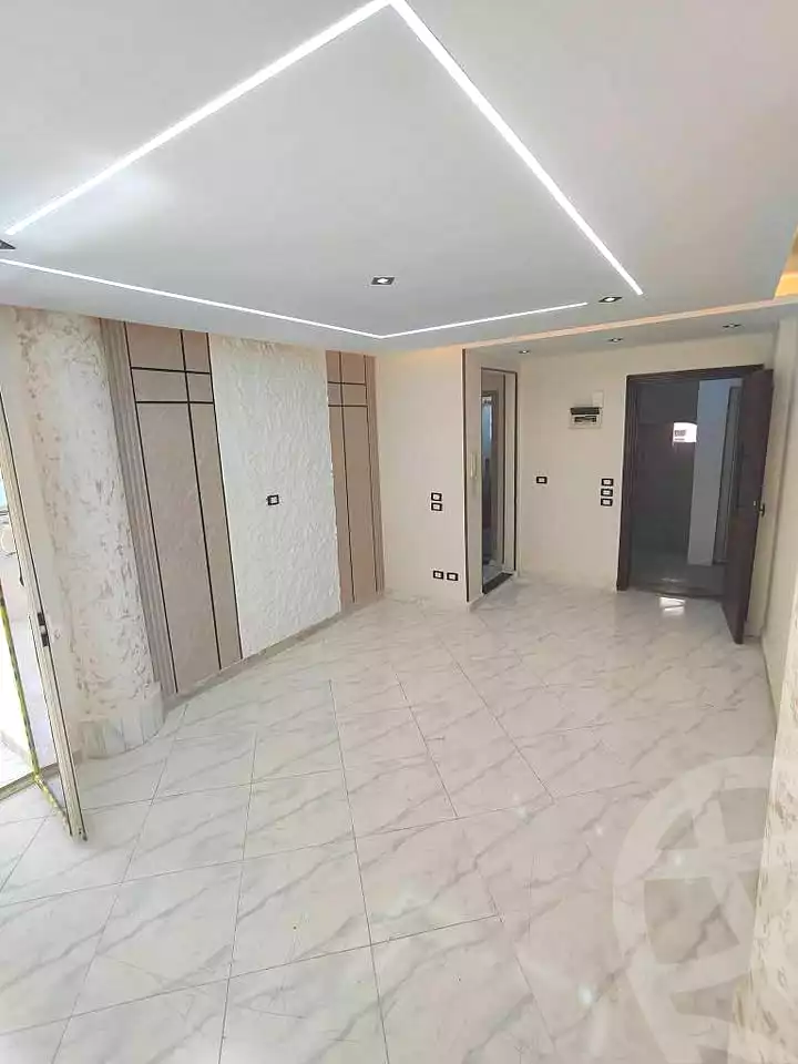 https://aqarmap.com.eg/en/listing/7144344-for-sale-alexandria-sydy-bshr-sydy-bshr-bhry-mohamed-el-srafi-st.