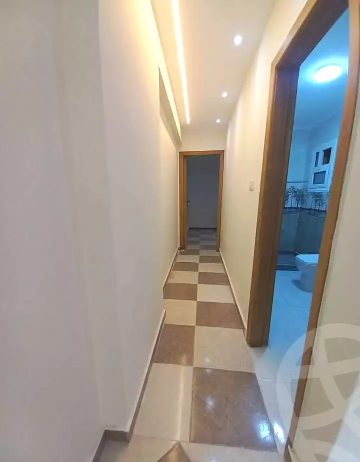 https://aqarmap.com.eg/en/listing/7144420-for-sale-alexandria-lsywf-el-seyouf-bahri-abd-al-hadi-al-gazar-zayna-st