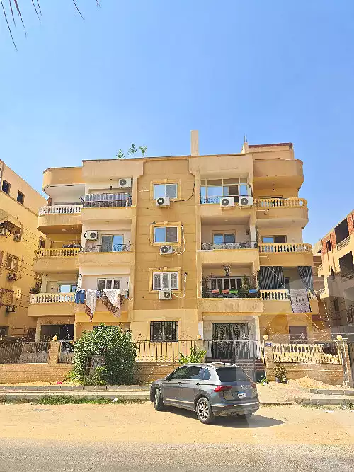 https://aqarmap.com.eg/ar/listing/7135327-for-rent-cairo-al-oubour-el-hay-el-taseaa-el-gamaa-st