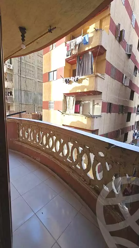https://aqarmap.com.eg/ar/listing/7144557-for-sale-alexandria-sydy-bshr-sydy-bshr-bhry-shr-mhmd-njyb