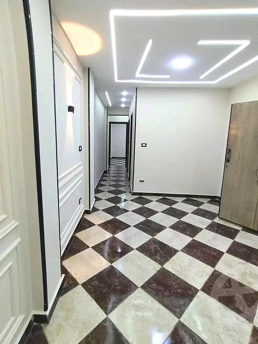 https://aqarmap.com.eg/ar/listing/7144725-for-sale-alexandria-el-asafra-shr-45