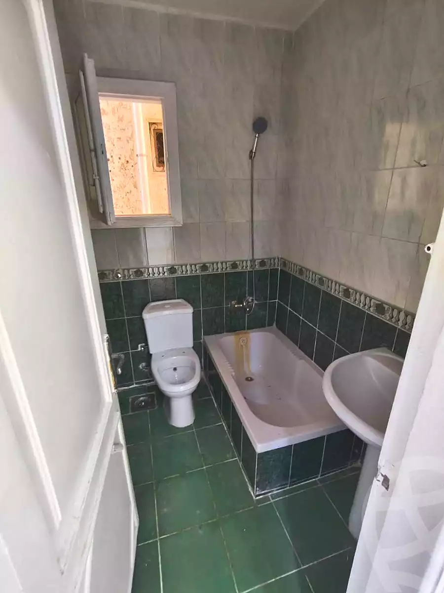 https://aqarmap.com.eg/en/listing/7144914-for-sale-alexandria-al-agamy-shataa-el-nakheel
