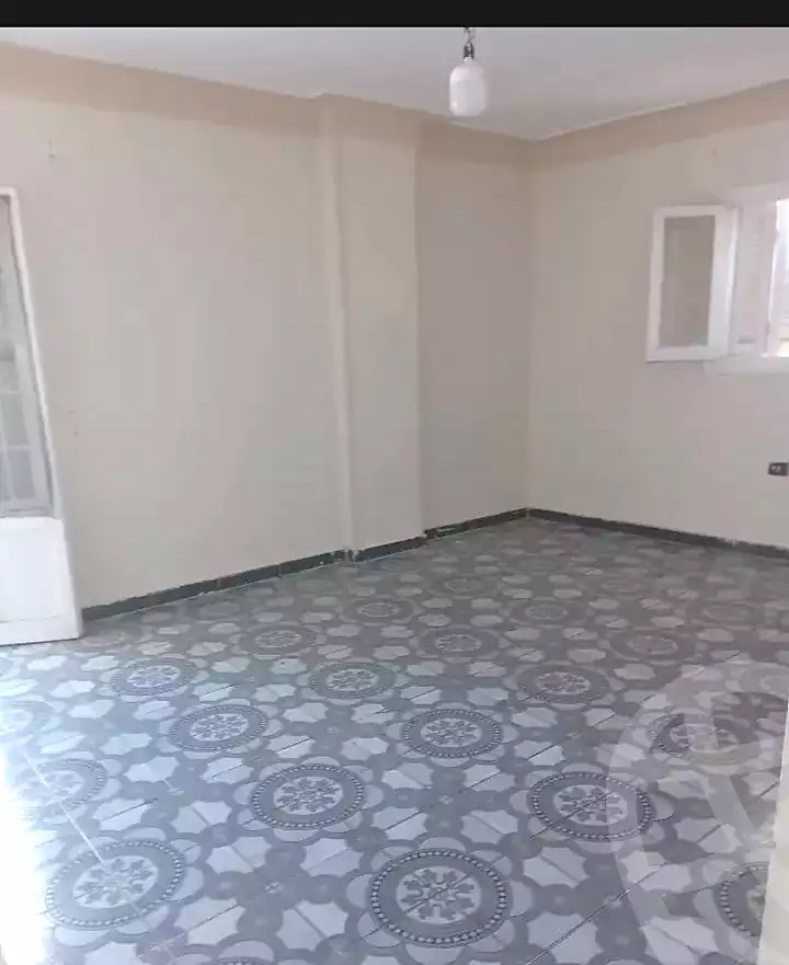 https://aqarmap.com.eg/ar/listing/7145108-for-sale-alexandria-al-agamy-el-hanouvel