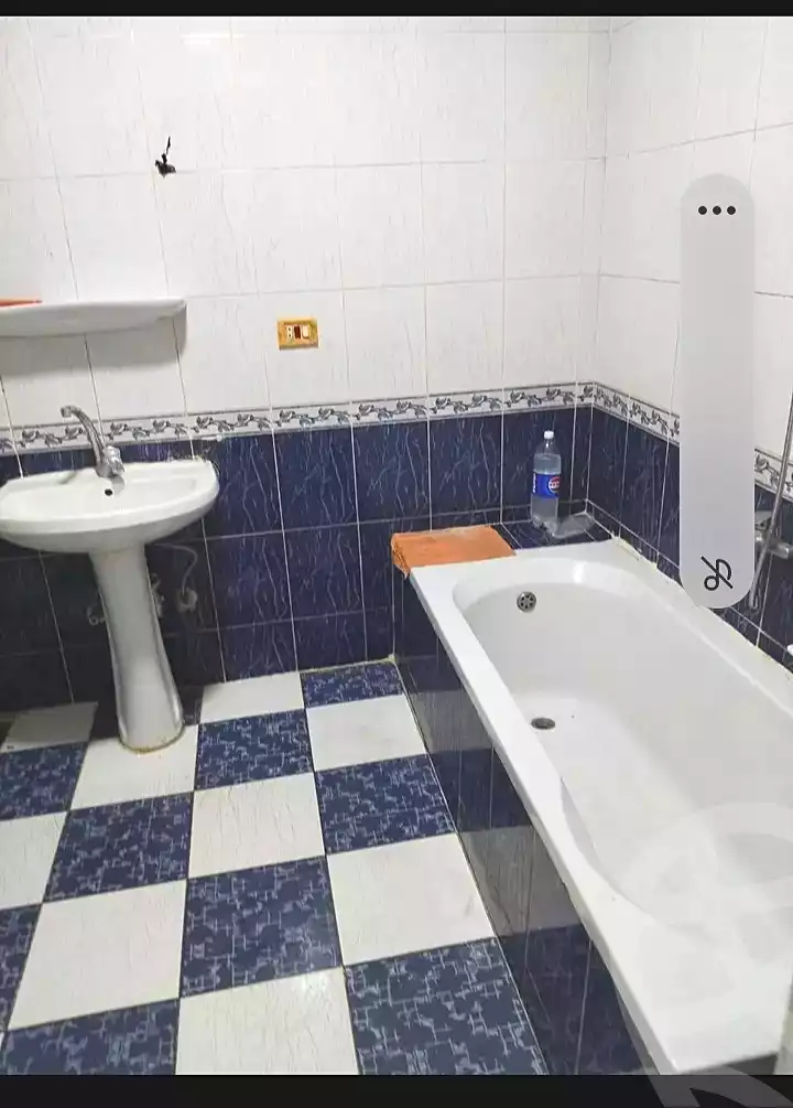 https://aqarmap.com.eg/ar/listing/7145152-for-rent-alexandria-sydy-bshr-sydy-bshr-bhry-shr-mhmwd-l-yswy