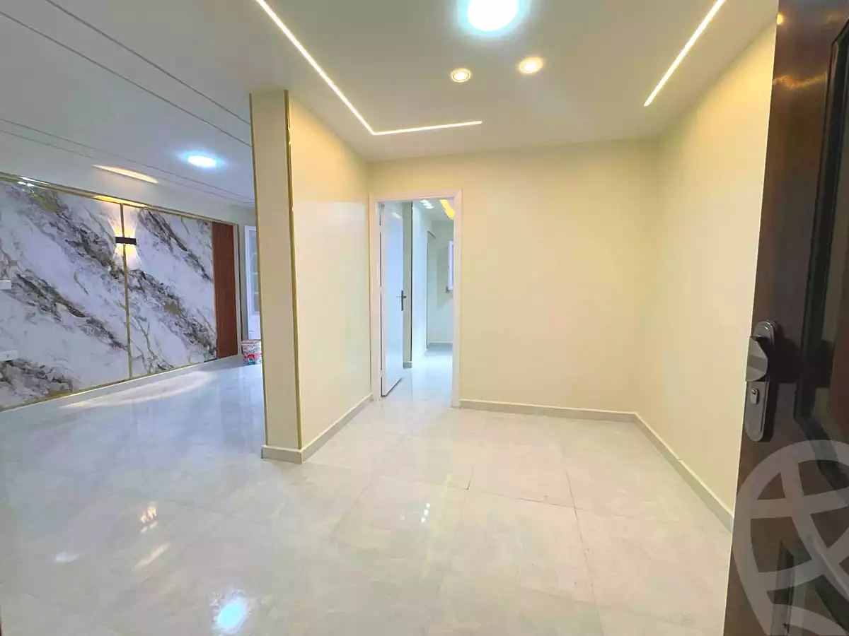 https://aqarmap.com.eg/ar/listing/7145157-for-sale-alexandria-sydy-bshr-sydy-bshr-bhry