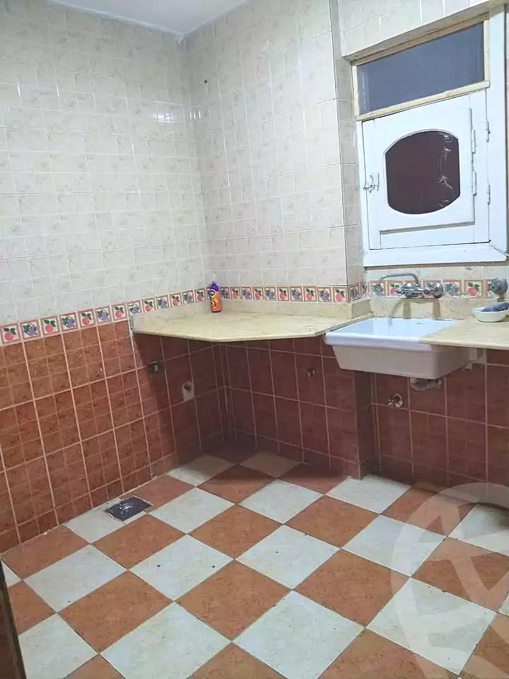 https://aqarmap.com.eg/ar/listing/7144600-for-rent-alexandria-sydy-bshr-sydy-bshr-bhry-shr-mhmwd-l-yswy