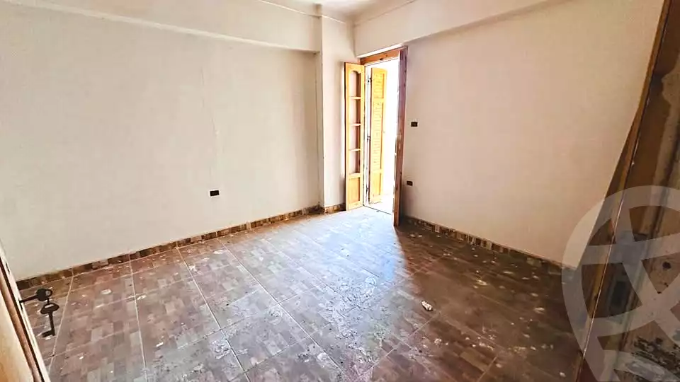 https://aqarmap.com.eg/ar/listing/7145452-for-sale-alexandria-el-asafra-l-sfr-bhry