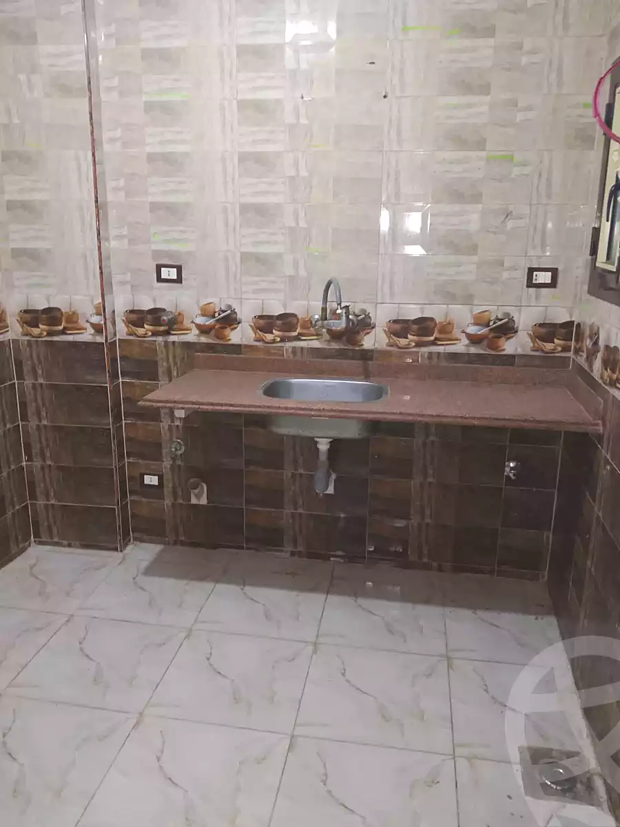 https://aqarmap.com.eg/en/listing/7145470-for-rent-alexandria-al-agamy-bw-ywsf