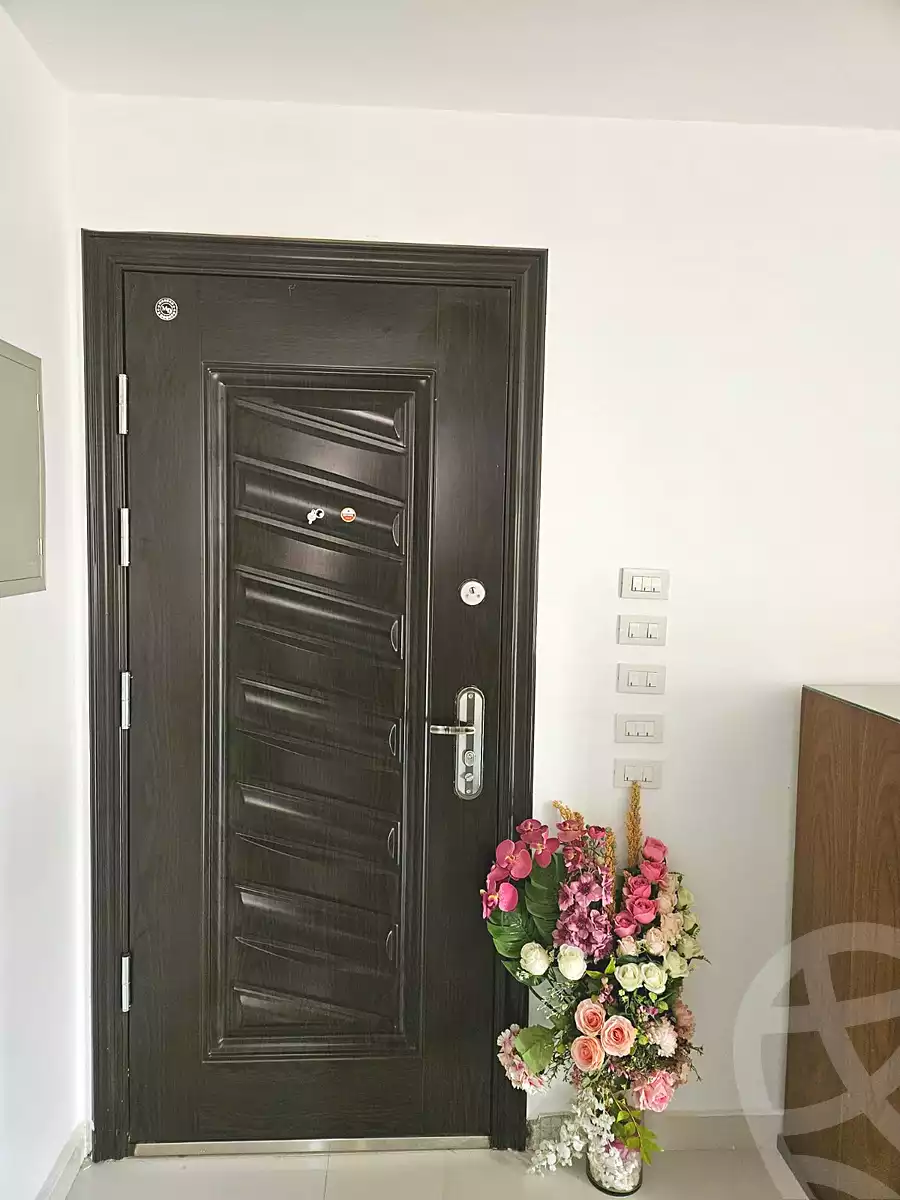 https://aqarmap.com.eg/en/listing/7145572-for-sale-cairo-el-sheikh-zayed-city-el-hay-elthamen-area-1