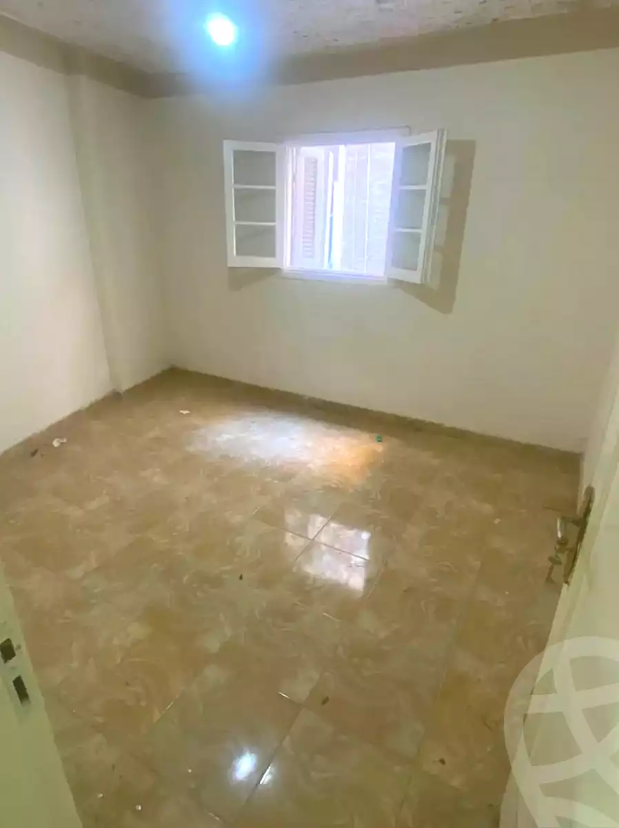 https://aqarmap.com.eg/ar/listing/7145133-for-sale-alexandria-ganaklis