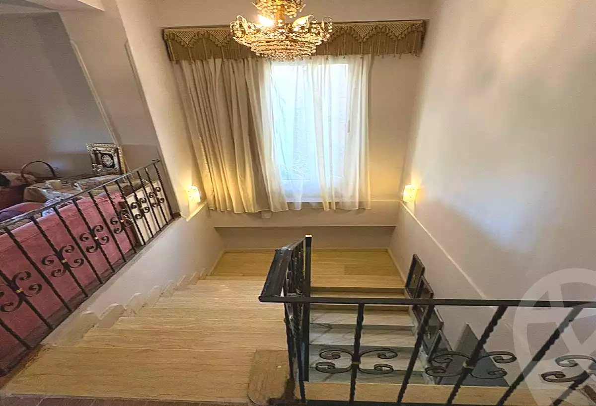 https://aqarmap.com.eg/en/listing/7145712-for-sale-cairo-new-cairo-first-settlement-mhwr-mstfy-kml