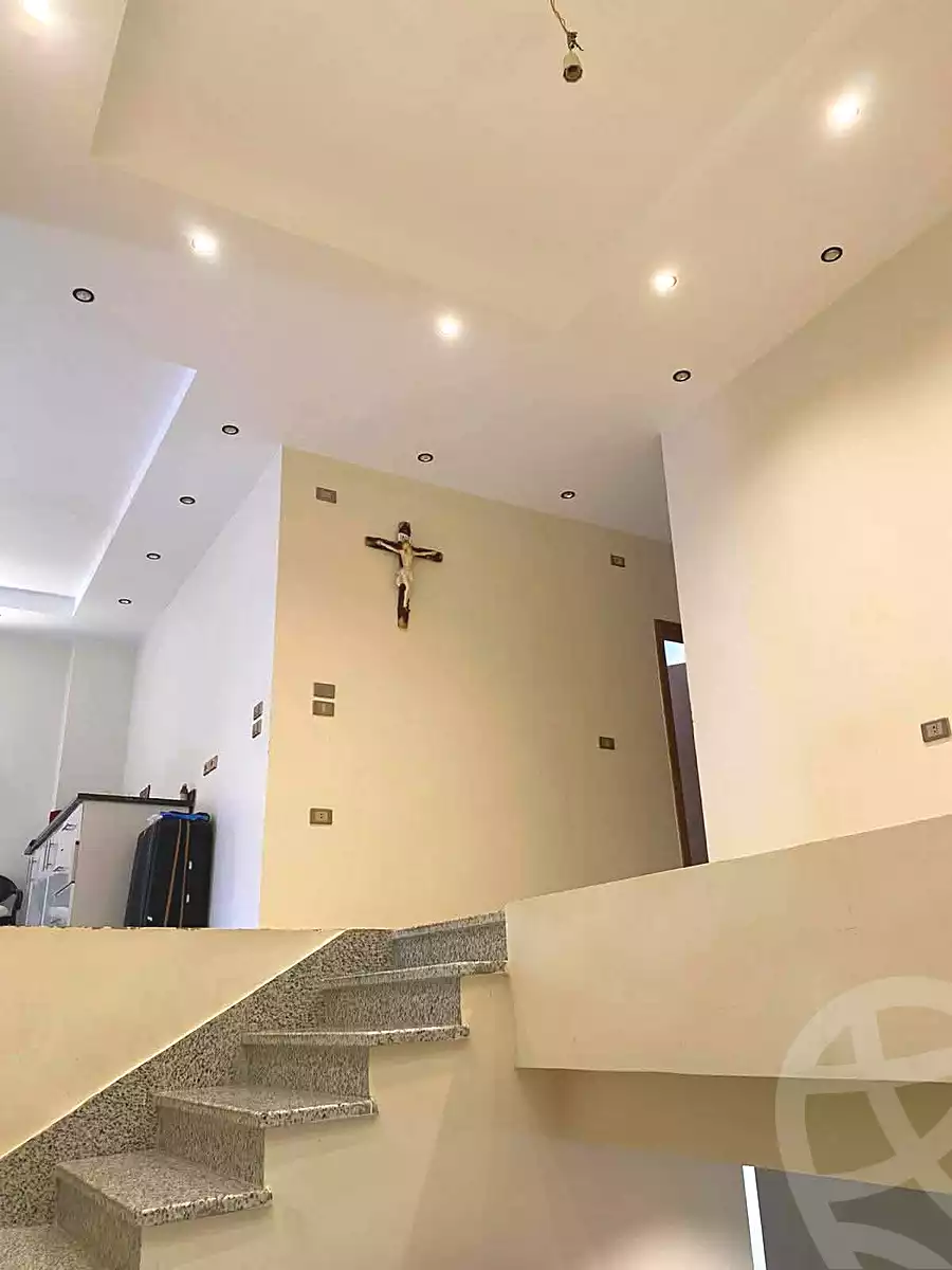 https://aqarmap.com.eg/ar/listing/7145684-for-sale-cairo-el-sheikh-zayed-city-el-hay-elsabeaa-lhy-lsb