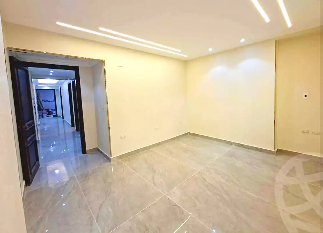 https://aqarmap.com.eg/en/listing/7145816-for-sale-cairo-helwan-helwan-el-sharkeya-ryad-pasha-st
