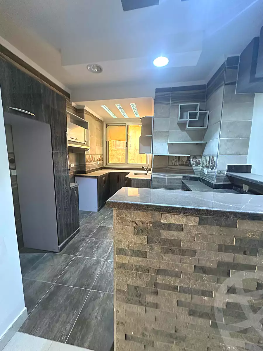https://aqarmap.com.eg/ar/listing/7146107-for-rent-cairo-new-cairo-south-investors-mohammed-nagib-axis-st