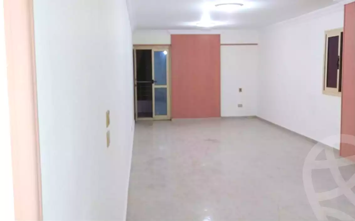 https://aqarmap.com.eg/en/listing/7146411-for-sale-alexandria-el-asafra-sadiqat-al-ketab-al-moqadas-st