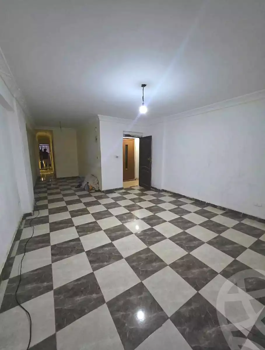 https://aqarmap.com.eg/en/listing/7146658-for-sale-alexandria-sydy-bshr-sydy-bshr-bhry-shr-khld-bn-lwlyd