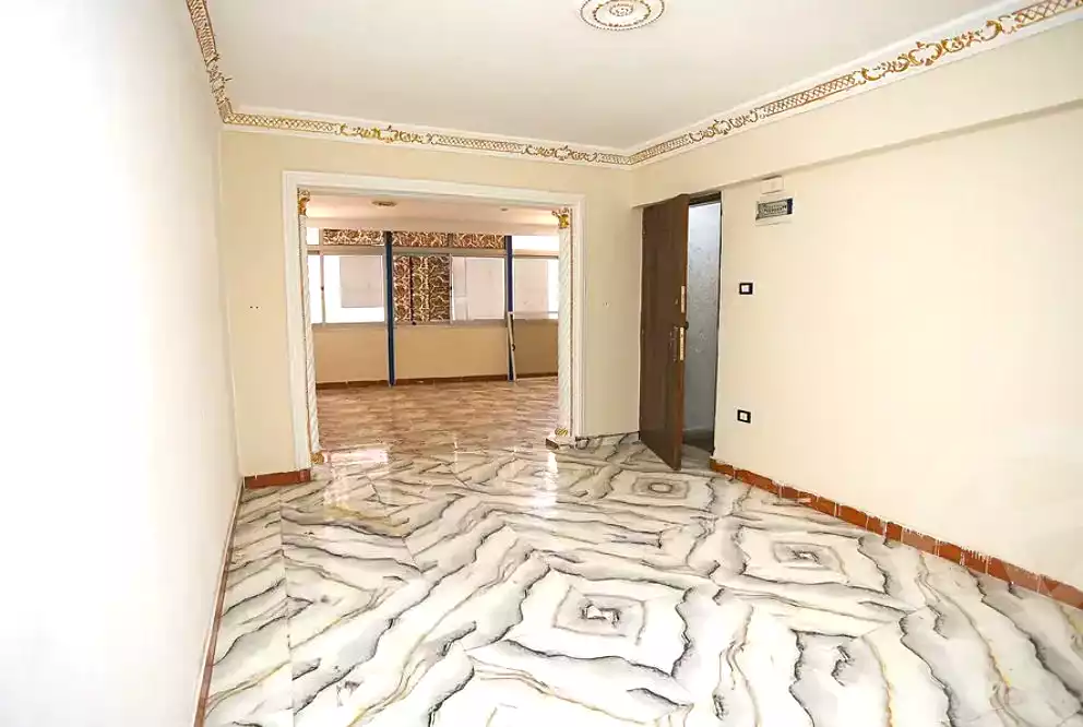 https://aqarmap.com.eg/ar/listing/7146736-for-sale-alexandria-sydy-bshr-sydy-bshr-bhry-khalil-hamada-st
