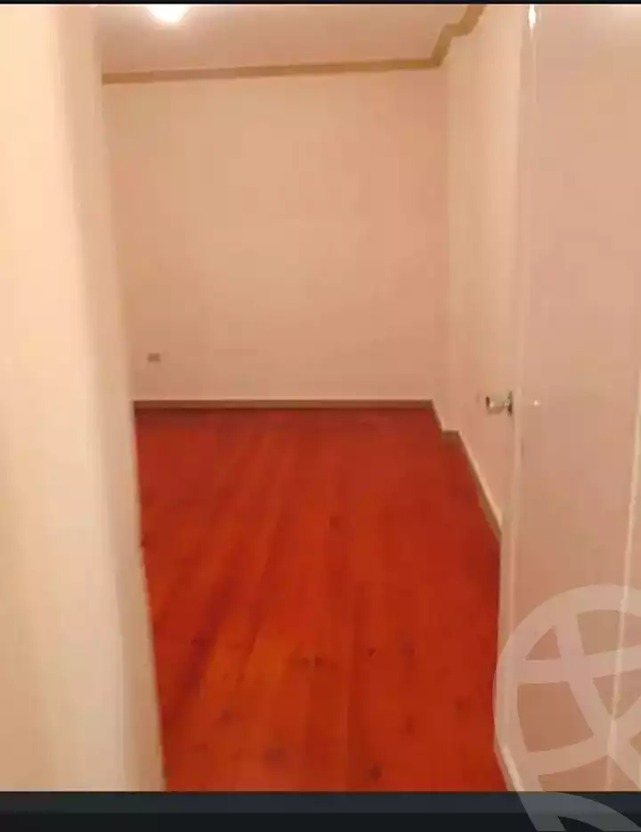 https://aqarmap.com.eg/ar/listing/7146847-for-rent-alexandria-ganaklis