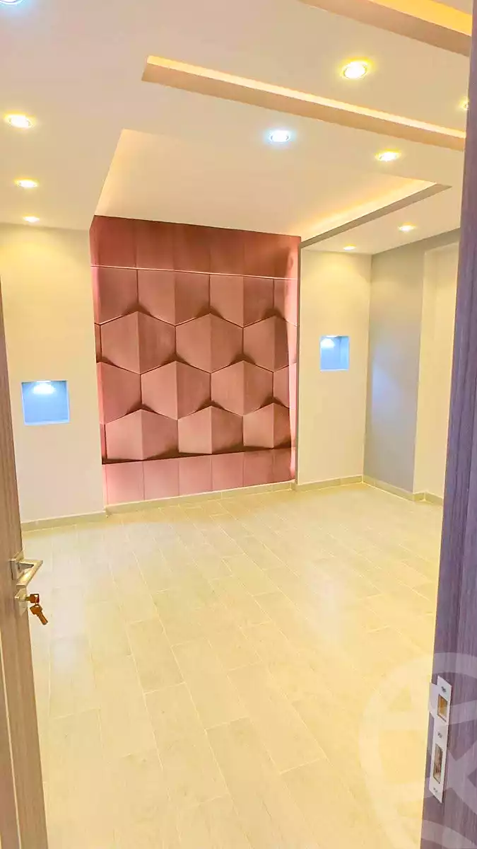 https://aqarmap.com.eg/en/listing/7146937-for-rent-cairo-el-haram-el-lebeny-el-magzar-el-aly-st