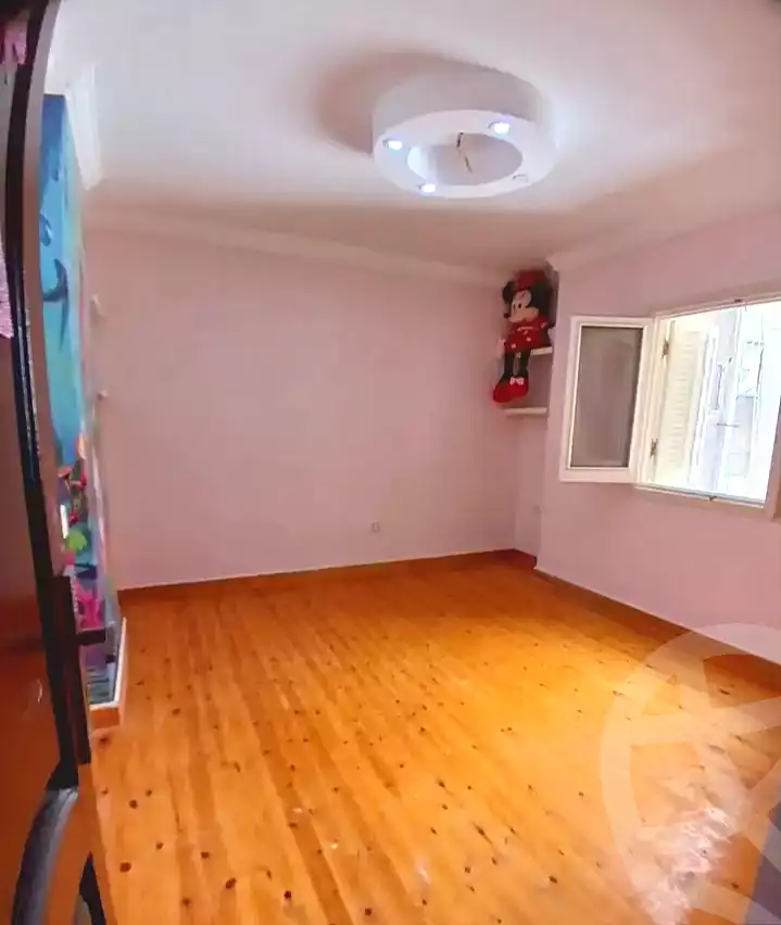 https://aqarmap.com.eg/en/listing/7147003-for-rent-alexandria-glim