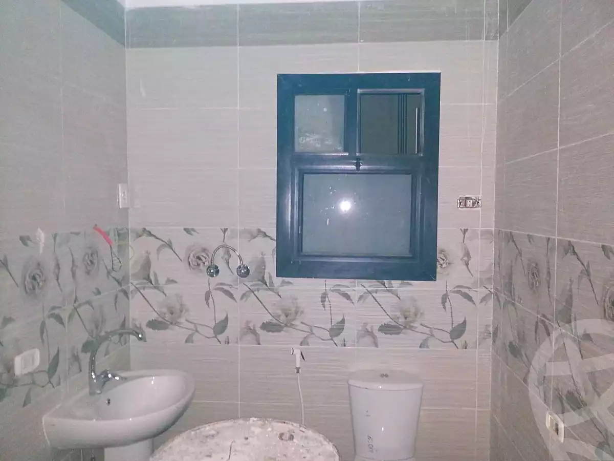 https://aqarmap.com.eg/ar/listing/7147302-for-sale-cairo-6th-of-october-el-ahyaa-neighborhood-2nd-divided-from-al-kafrawei-st