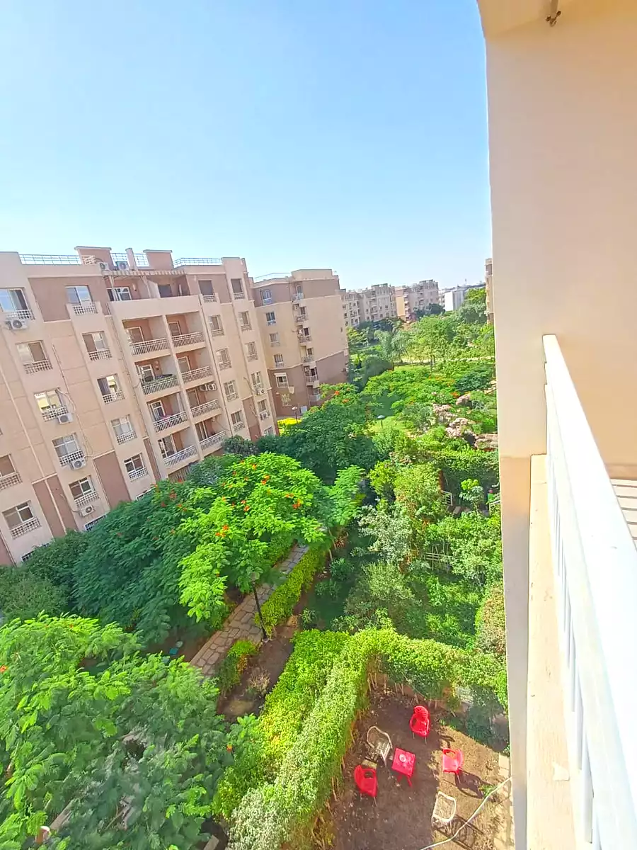 https://aqarmap.com.eg/ar/listing/7147356-for-sale-cairo-new-cairo-madinaty-first-zone-buildings-madinaty-road