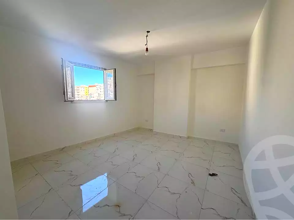 https://aqarmap.com.eg/ar/listing/7147393-for-sale-alexandria-el-mandara-shr-30