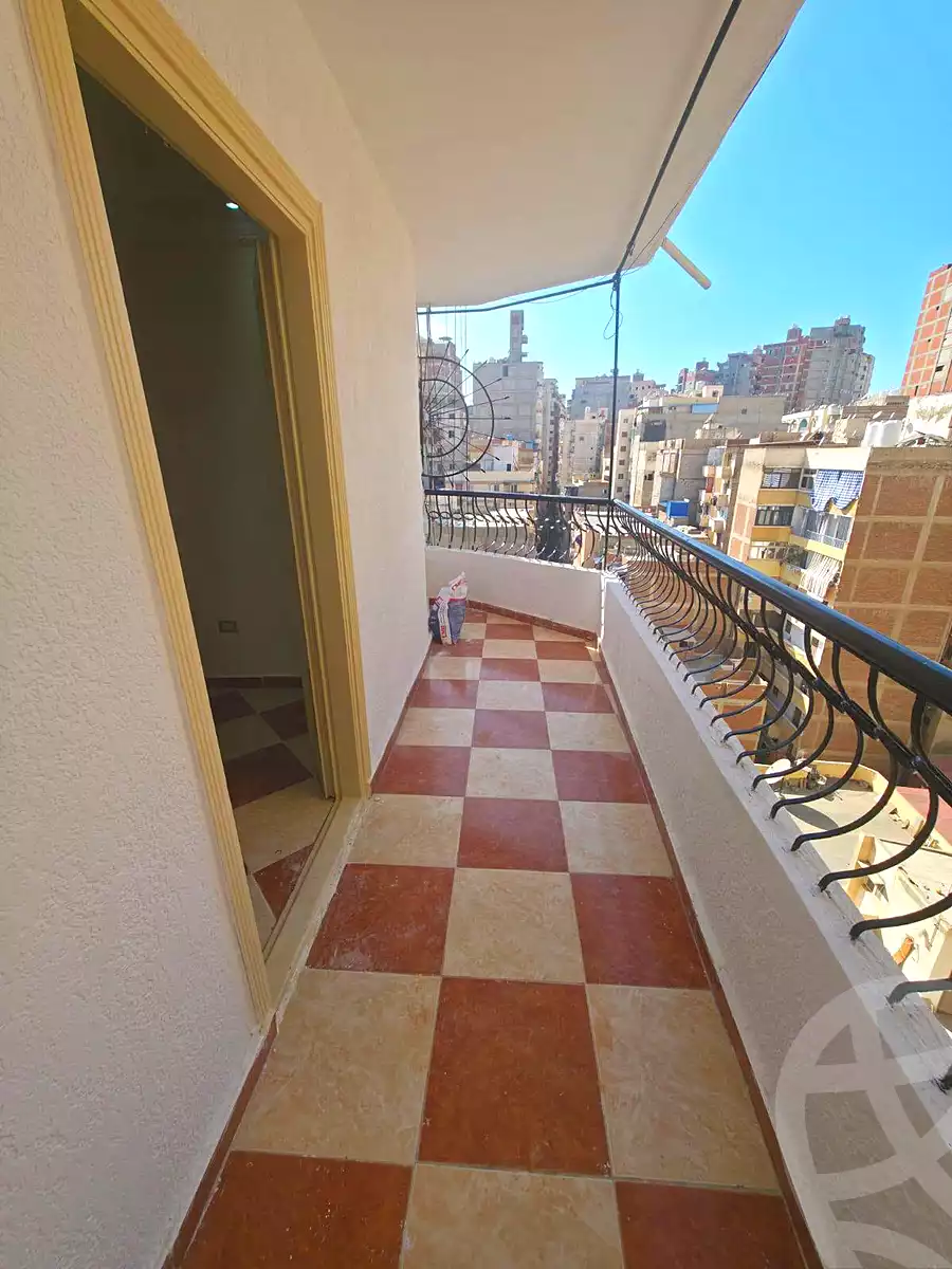https://aqarmap.com.eg/ar/listing/7147397-for-sale-alexandria-sydy-bshr-sydy-bshr-bhry-shr-mhmwd-l-yswy