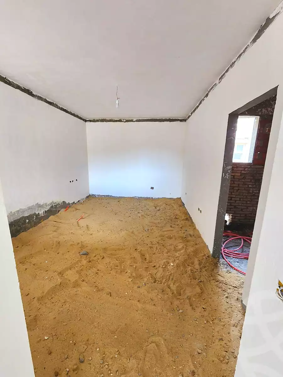https://aqarmap.com.eg/ar/listing/7147345-for-sale-cairo-new-cairo-compounds-el-zahwa