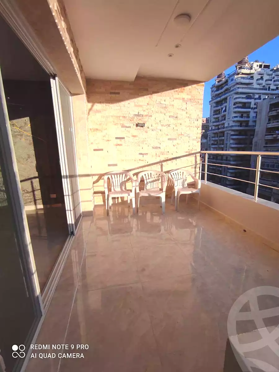 https://aqarmap.com.eg/ar/listing/7147435-for-sale-alexandria-el-asafra-shr-45