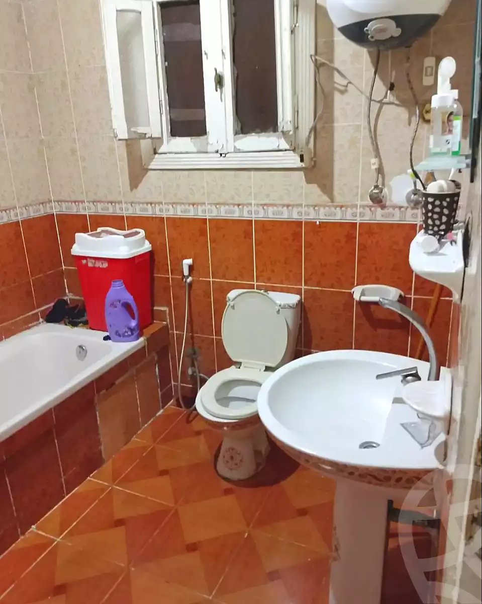 https://aqarmap.com.eg/ar/listing/7147559-for-sale-alexandria-al-agamy-el-hanouvel-el-kholafaa-el-rashdeen-st