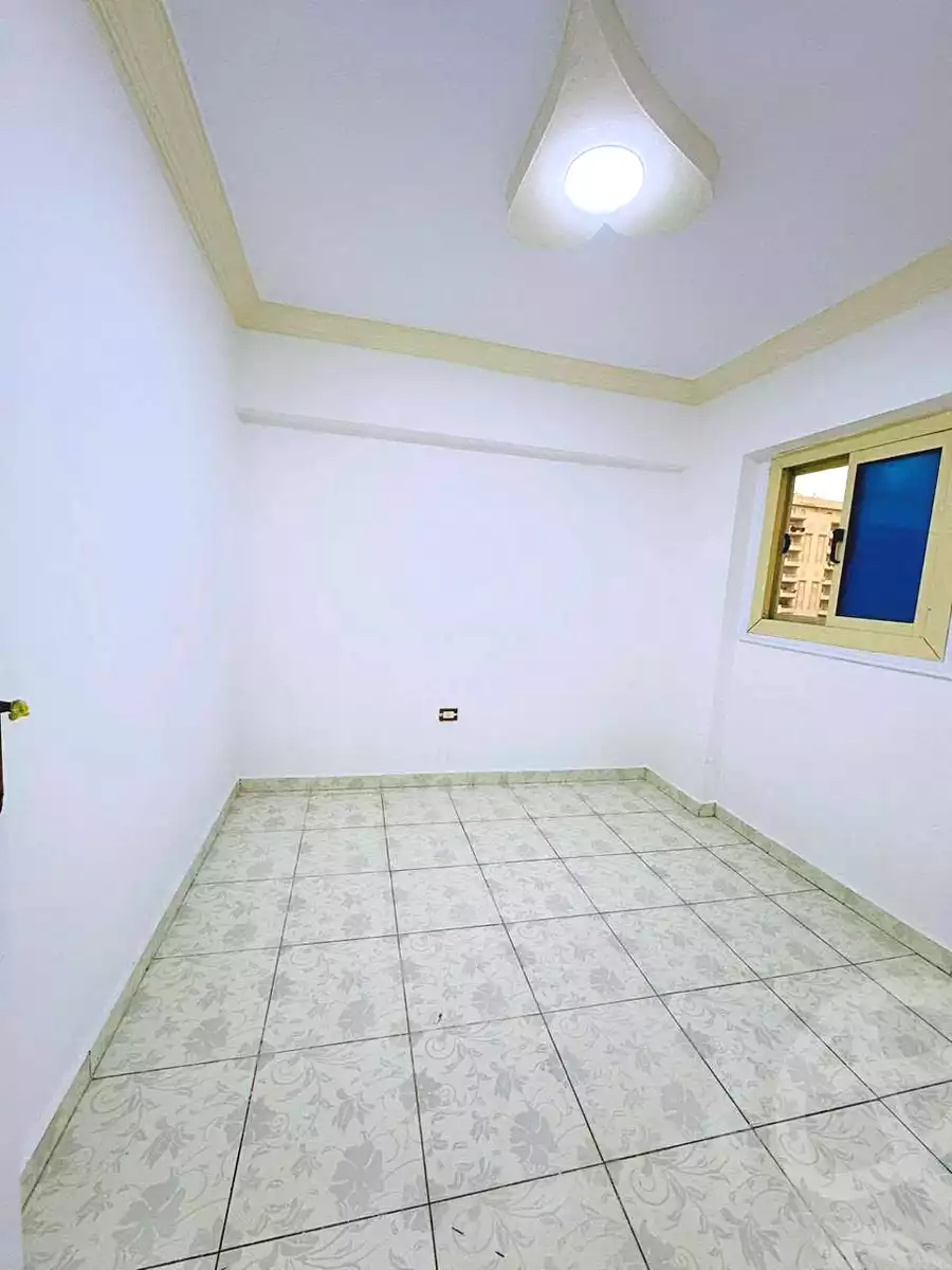 https://aqarmap.com.eg/ar/listing/7147825-for-sale-alexandria-al-agamy-shataa-el-nakheel