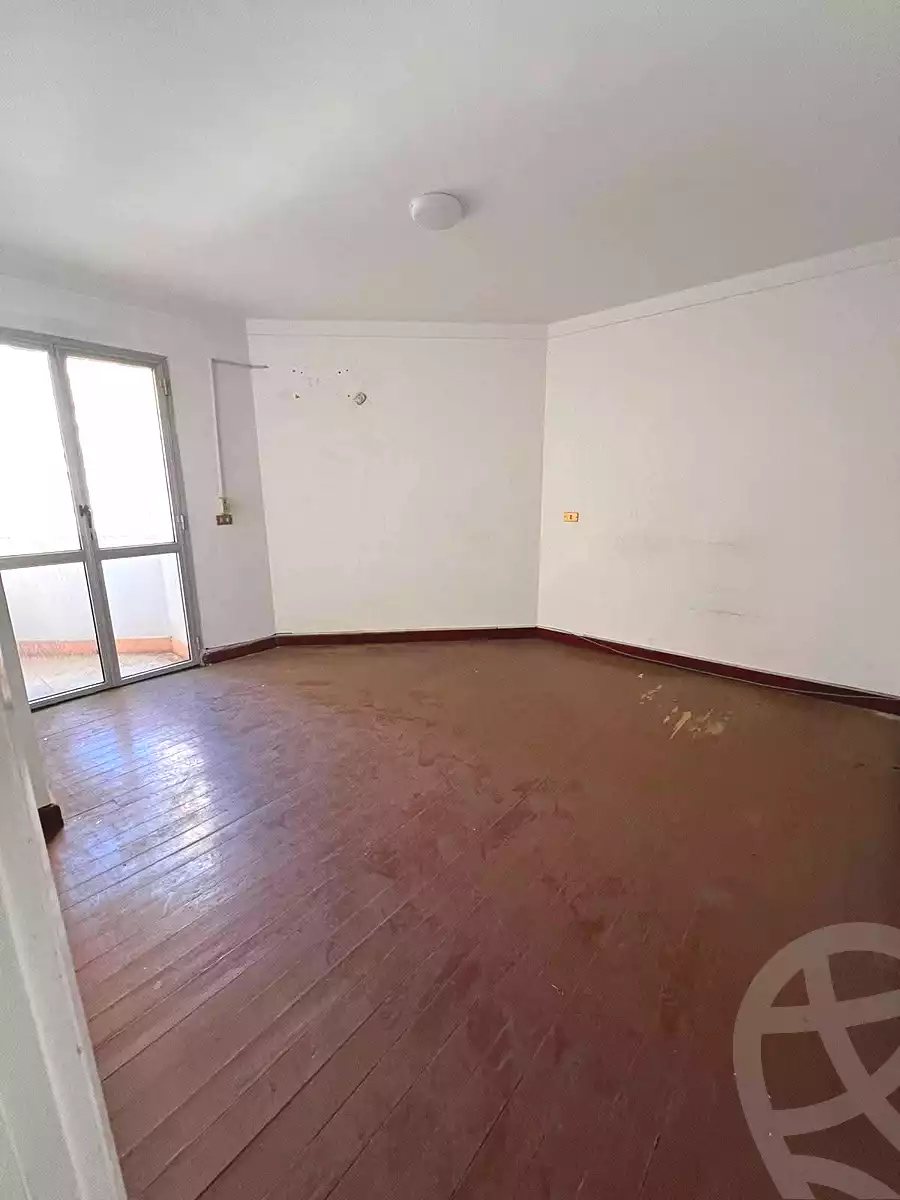 https://aqarmap.com.eg/ar/listing/7147902-for-sale-alexandria-fyktwry-shr-jml-bd-lnsr