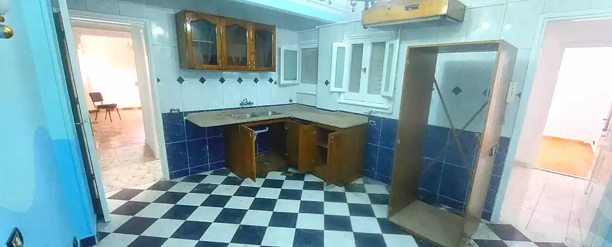 https://aqarmap.com.eg/en/listing/7148015-for-rent-alexandria-shds