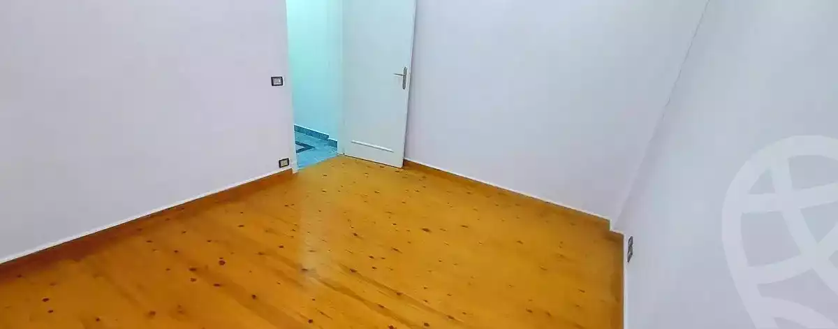 https://aqarmap.com.eg/en/listing/7148015-for-rent-alexandria-shds