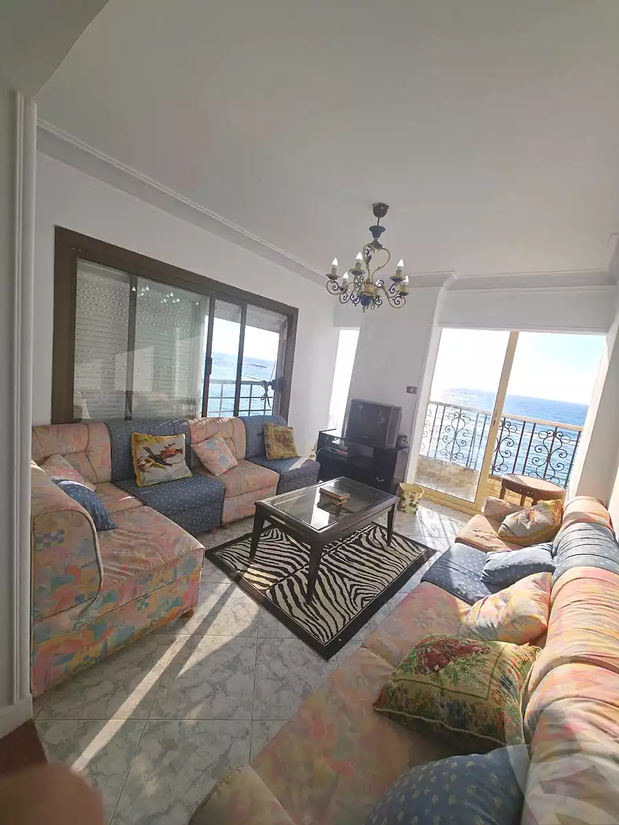 https://aqarmap.com.eg/ar/listing/7148111-for-sale-alexandria-el-asafra-l-sfr-bhry-el-geish-rd