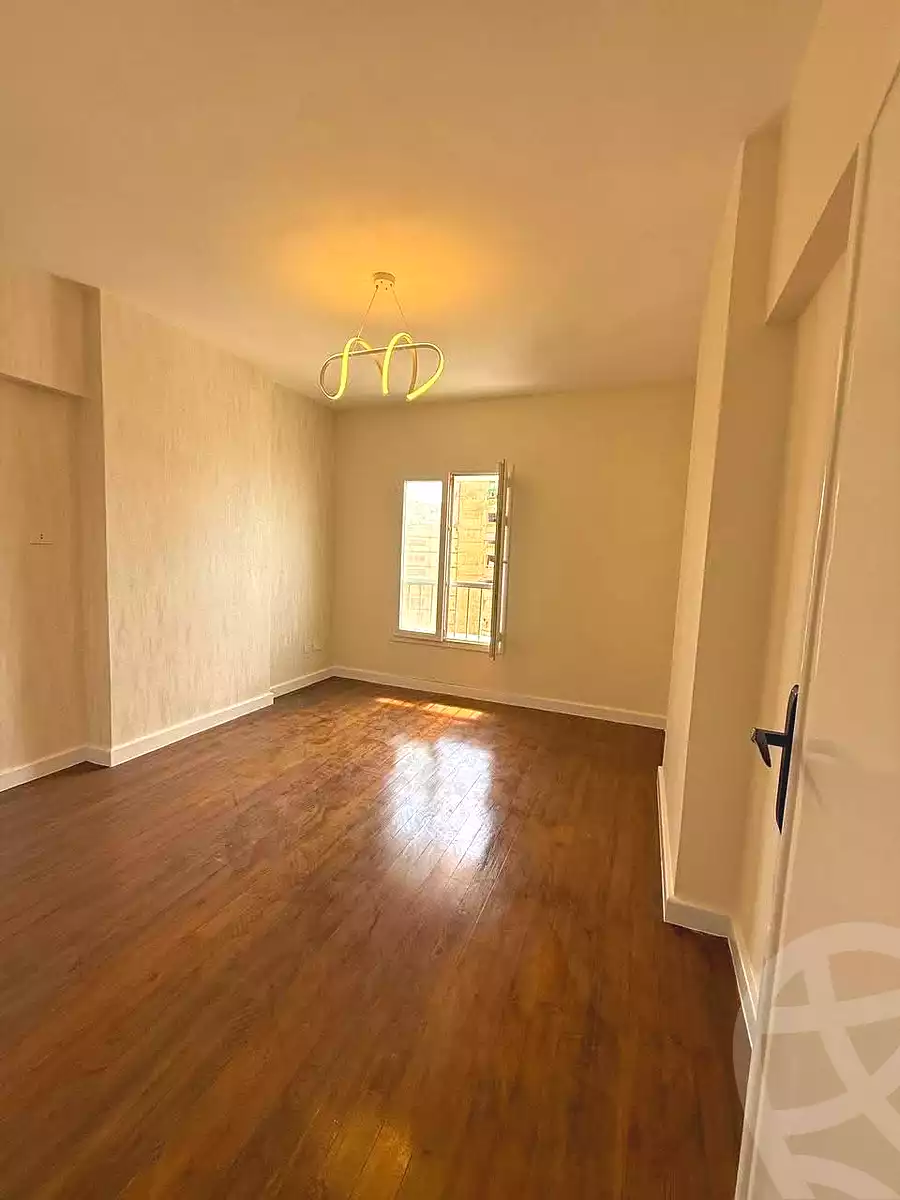 https://aqarmap.com.eg/ar/listing/7148139-for-sale-alexandria-el-montazah-sheraton-towers